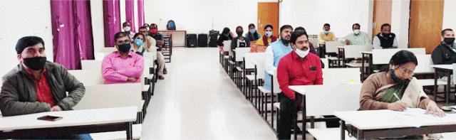 Smart Classes In Central Varsity