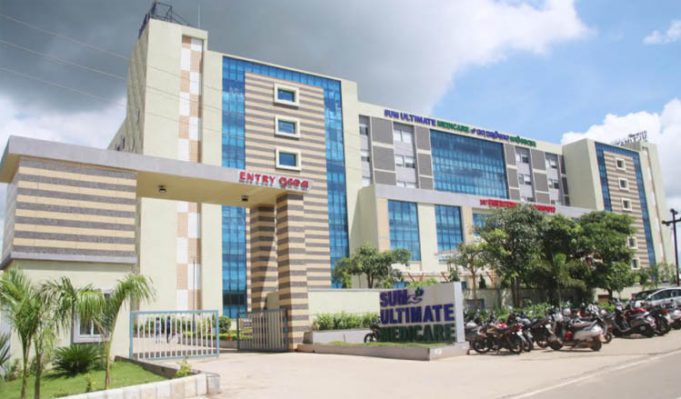 ସମ୍ମମ ଡାକ୍ତରଙ୍କ ସଫଳ ଟ୍ୟୁମର ଅସ୍ତ୍ରୋପଚାର