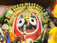 ରଥ ଉପରେ ସୁନା ବେଶ