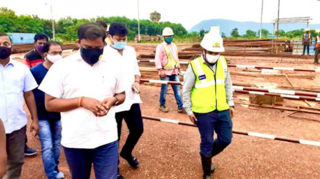 ଧାର୍ଯ୍ୟ ସମୟରେ ଷ୍ଟାଡିୟମ କାର୍ଯ୍ୟ ସାର