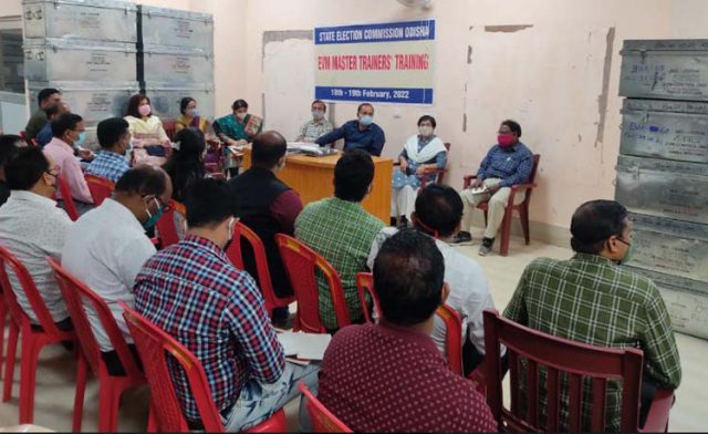 ପୌର ନିର୍ବାଚନ ପାଇଁ ଇଭିଏମ୍ ତାଲିମ