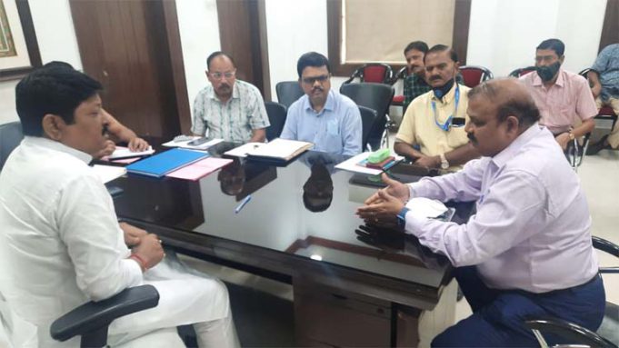 ପୌରାଞ୍ଚଳରେ ୨୪ ଘଣ୍ଟିଆ ନିୟନ୍ତ୍ରଣ କକ୍ଷ