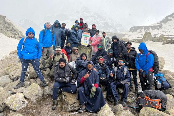 ହାଂପ୍ତା ପାସ ଅରୋହଣ କଲେ ୨୪ ଜଣ ଓଡ଼ିଆ