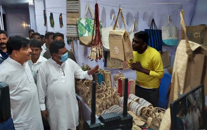 ଲୋକ ମେଳା ଓ କୃଷି ପ୍ରଦର୍ଶନୀ ଉଦଘାଟିତ