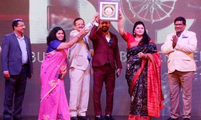 ସମ୍ମମ ଶ୍ରେଷ୍ଠ କର୍ପୋରେଟ ହସ୍ପିଟାଲ