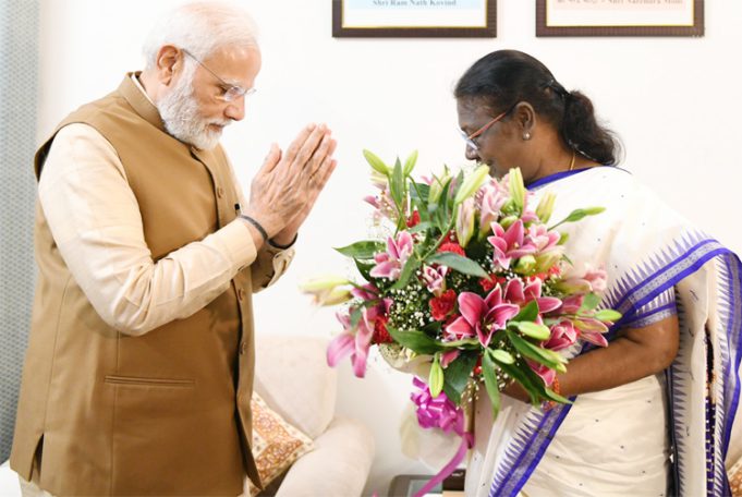 ରାଷ୍ଟ୍ରପତି ଆସନରେ ଦ୍ରୌପଦୀ ମୁର୍ମୁ