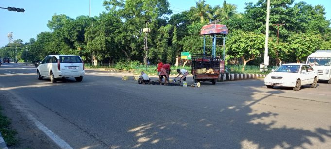 ଦଶହରାରେ ମରାମତି କାମ ଦୀପାବଳୀ ପର୍ଯ୍ୟନ୍ତ ଗଲାନି
