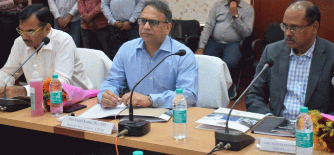 Dev Favors Tech Application