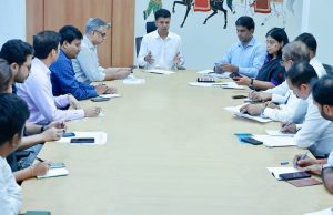 CM Secy Meets DMs