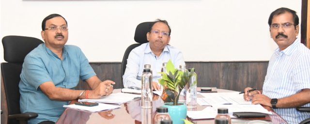 CS Favors Mangrove Plantation