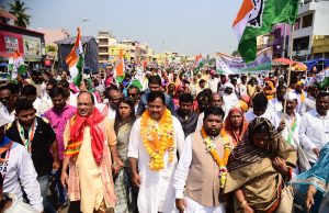 Congress On Gates Cry