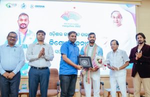 State Honors Asian Star