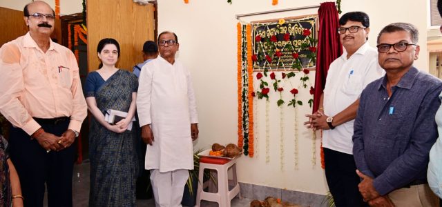 ସ୍ୱାସ୍ଥ୍ୟବିଜ୍ଞାନ ବିଶ୍ୱବିଦ୍ୟାଳୟ ସୌଧ ଉଦ୍ଘାଟିତ