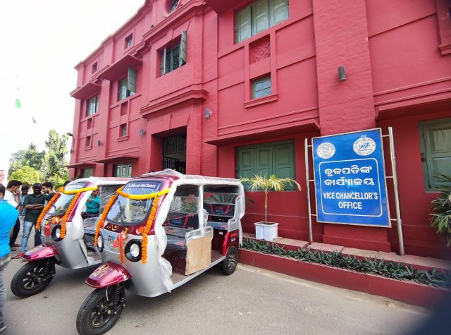 EHAA Donates e-Vehicles