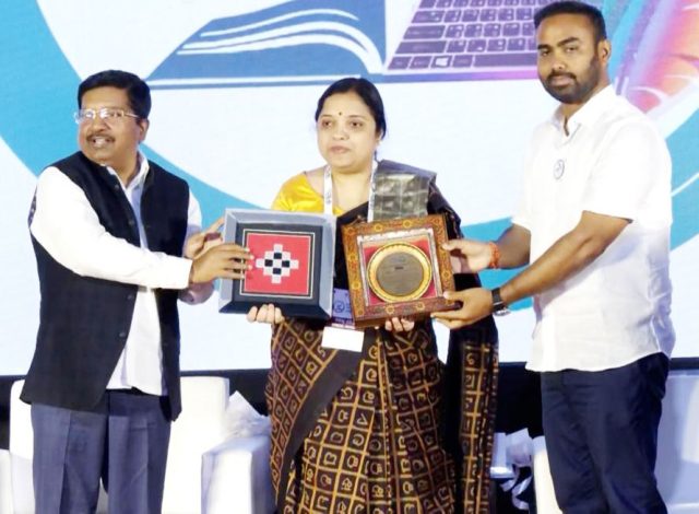 ଡ. ଗାୟତ୍ରୀବାଳା ପଣ୍ଡା ସମ୍ବର୍ଦ୍ଧିତ
