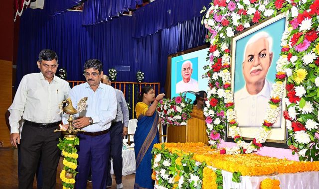 Martyr Laxman Naik Lauded