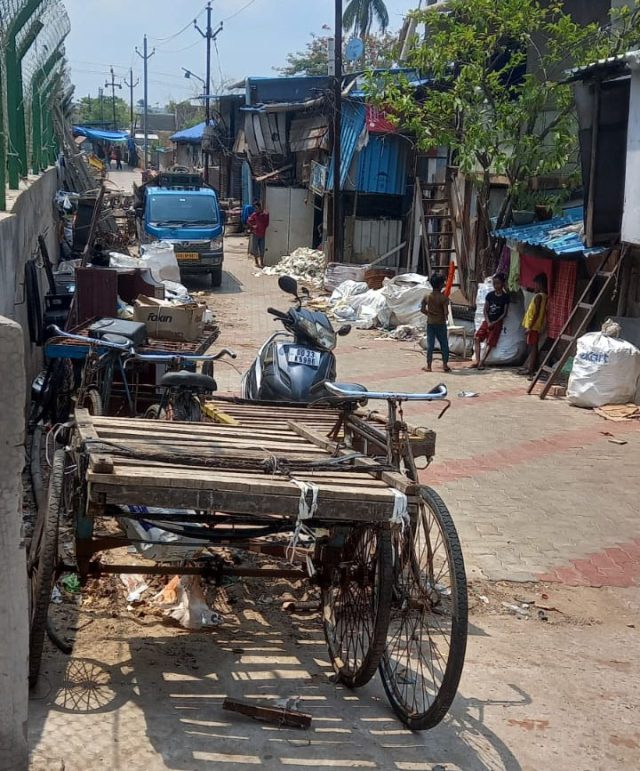 କବାଡିଆଙ୍କ ଉତ୍ପାତରେ ଲୋକେ ନୟାନ୍ତ