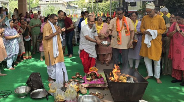 Guruji Fosters Spritual Unity