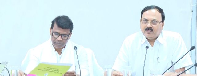 Singh Khuntia Takes Forest Charge
