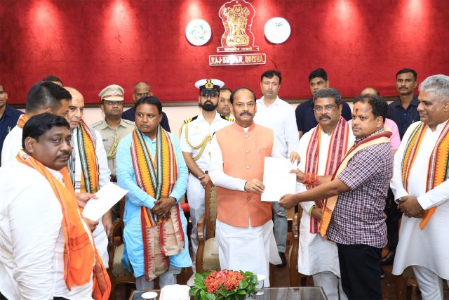 ସରକାର ଗଠନ ପାଇଁ ଦାବି ଜଣାଇଲା ବିଜେପି