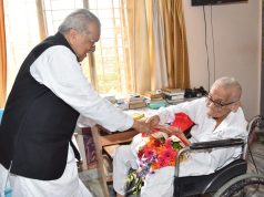 ସୁର ନାୟକଙ୍କୁ ଭେଟିଲେ ବିଶ୍ୱଭୂଷଣ