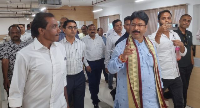 ସହର ବିକାଶ ଉପରେ ଗୁରୁତ୍ୱ