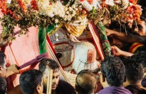 ଖସି ପଡିଲେ ବଡ ଠାକୁର