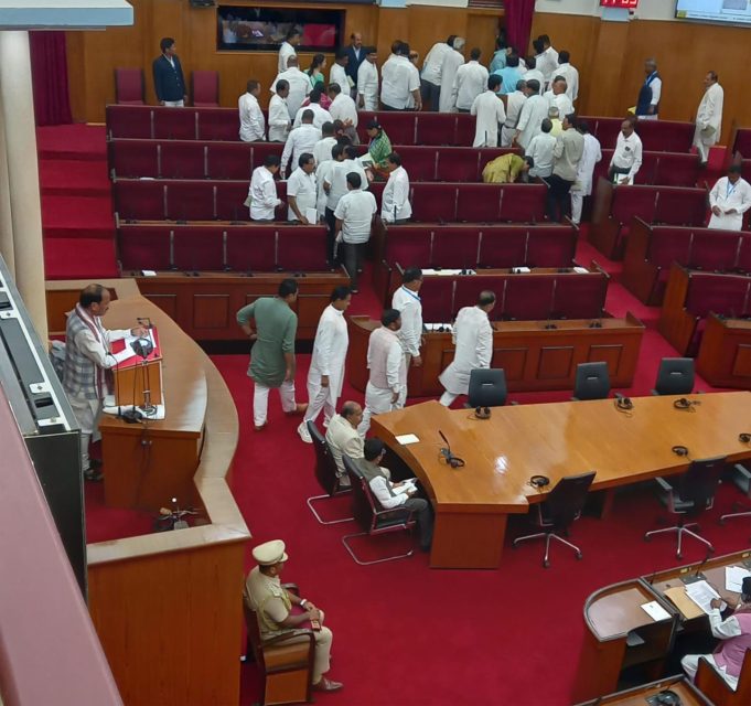 ବିଧାନସଭା ଆରମ୍ଭରୁ ସରଗରମ