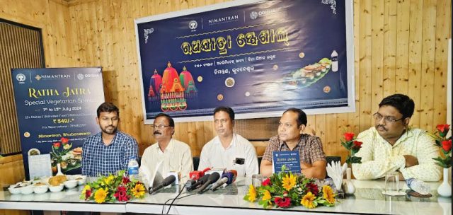 ନିମନ୍ତ୍ରଣରେ ସ୍ୱତନ୍ତ୍ର ଶାକାହାରୀ ବ୍ୟଞ୍ଜନ