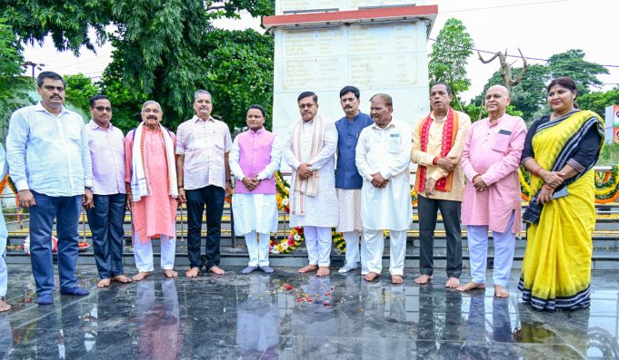 ସଂଗ୍ରାମୀଙ୍କ ପରିବାରକୁ କୁଟୁମ୍ବ ପେନ୍ସନ୍