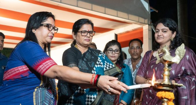 DCM Opens OCO Exhibition