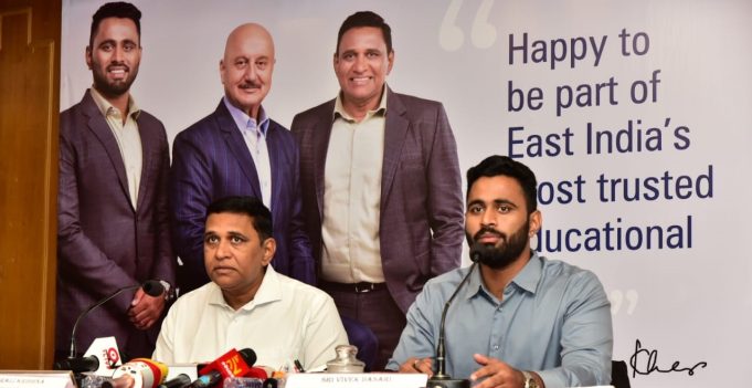 କ୍ରିଷ୍ଣା ବିକାଶ ଗ୍ରୁପରେ ଅନୁପମ ଖେର