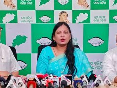 ରାଜଭଵନରେ ରାଜନୀତି ହେଉଛି