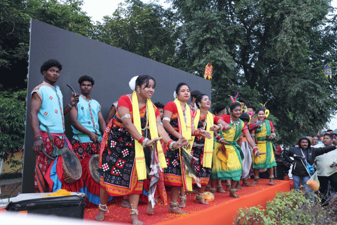 ପ୍ରଧାନମନ୍ତ୍ରୀଙ୍କୁ ଭବ୍ୟ ସ୍ୱାଗତ