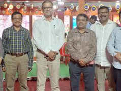 ବାଲିଯାତ୍ରାରେ ହେଲମେଟ୍ ଉପହାର