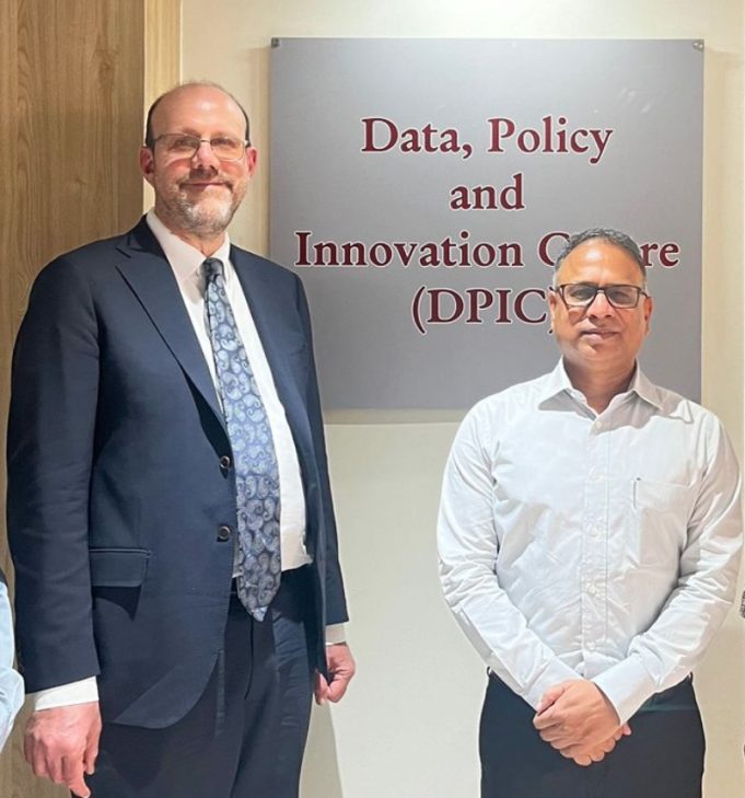 Nobel Laureate Lauds IT Odisha