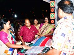 ହସ୍ତତନ୍ତ ପ୍ରଦର୍ଶନୀ ଉଦଘାଟିତ