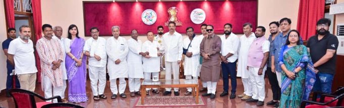 ରାଜ୍ୟପାଳଙ୍କୁ ଭେଟିଲେ କଂଗ୍ରେସ ପ୍ରତିନିଧି