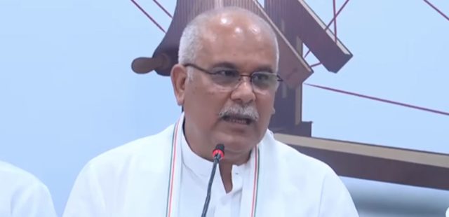 Baghel Favors Maha Settlement