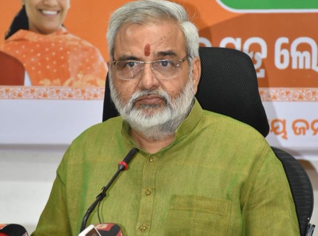 ପ୍ରତିମୂର୍ତି ପୋଡିବା ଅତ୍ୟନ୍ତ ନିନ୍ଦନୀୟ
