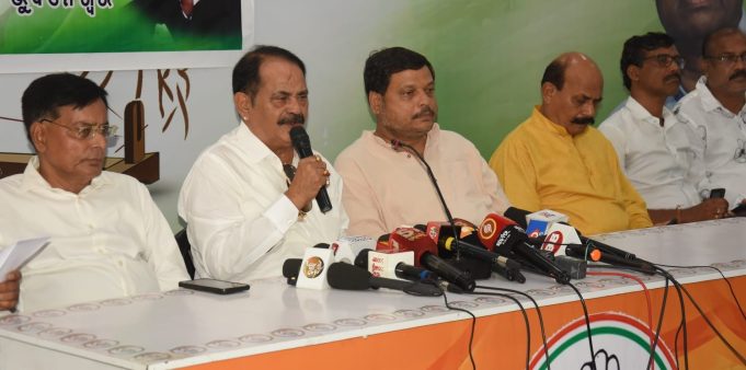 ବିକାଶର ମିଛ ଡିଣ୍ଡିମ ପିଟୁଛନ୍ତି ସରକାର