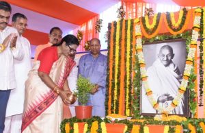 ଅଗଷ୍ଟ କ୍ରାନ୍ତି ବୀରଙ୍କୁ ଶ୍ରଦ୍ଧାଞ୍ଜଳି