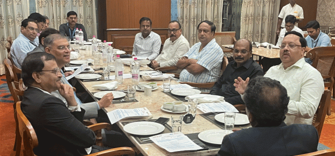 Road Show For Aluminium Park