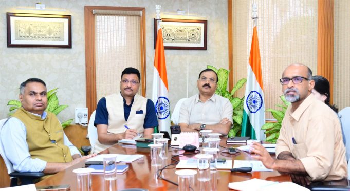 Green Tribute For PM