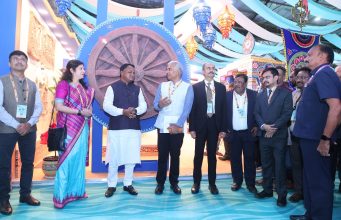 CM Opens Odisha Pavilion