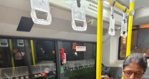 Padhee Connects With Commuters