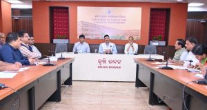 ମାଣ୍ଡିଆ କ୍ରୟର ସମୀକ୍ଷା କଲେ କୃଷି ସଚିବ