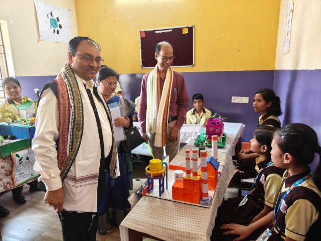 Students Turn Waste To Wonder