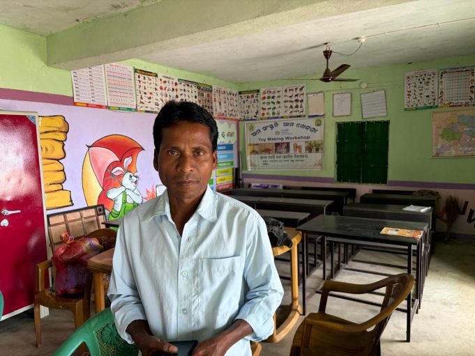 ଶିକ୍ଷକ ସଙ୍କଟରେ ପାଠ୍ୟପୁସ୍ତକ ସଂଶୋଧନ ହେବ କେମିତି?