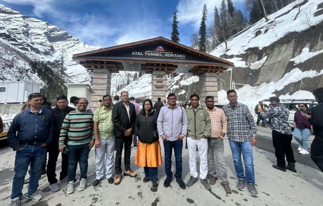 ଚମତ୍କାର ଇଞ୍ଜିନିୟରିଂ ଦେଖିଲେ ଗଣମାଧ୍ୟମ ପ୍ରତିନିଧି